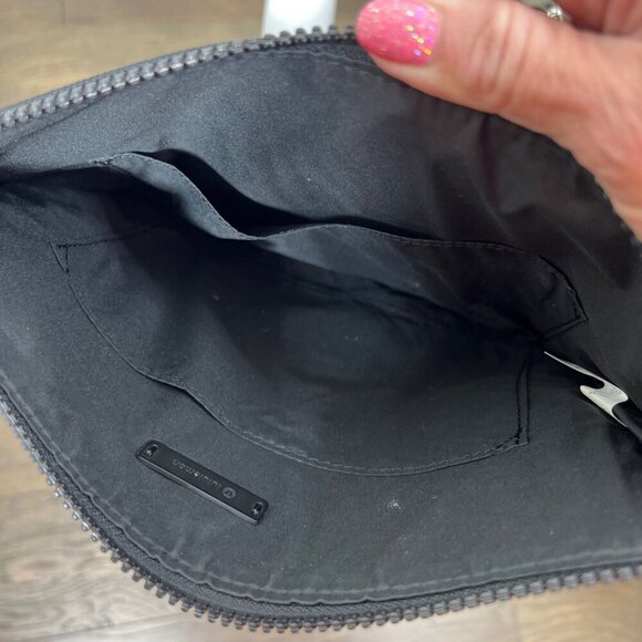 LULULEMON All Zipped Up Canvas Pouch Black OS EUC W9BGSS - Picture 4 of 6